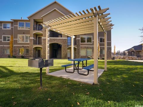 Tiny photo for 905 S MAIN ST #G, Layton, UT 84041 (MLS # 2133650)