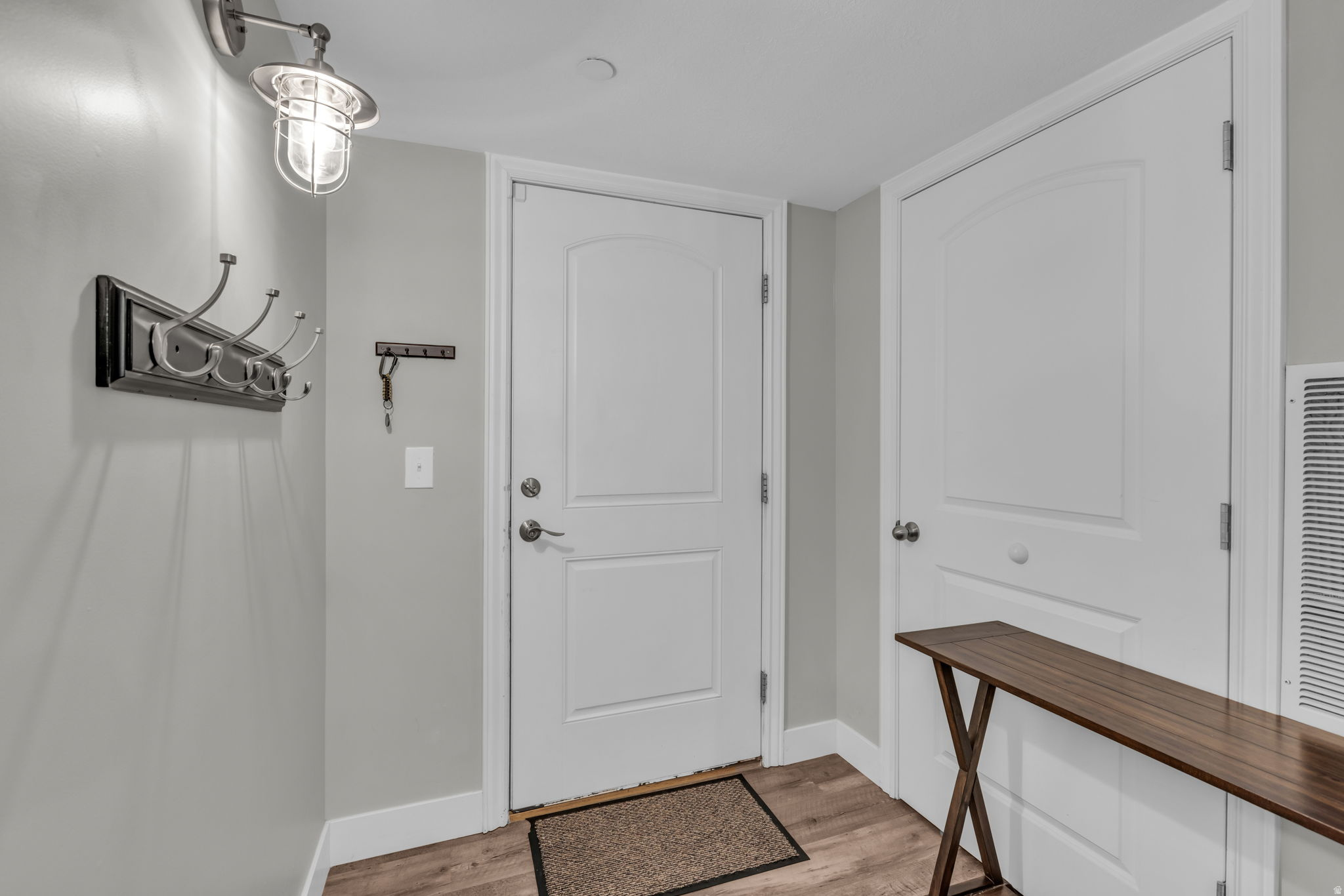 CREEKSIDE VILLAGE - Residential