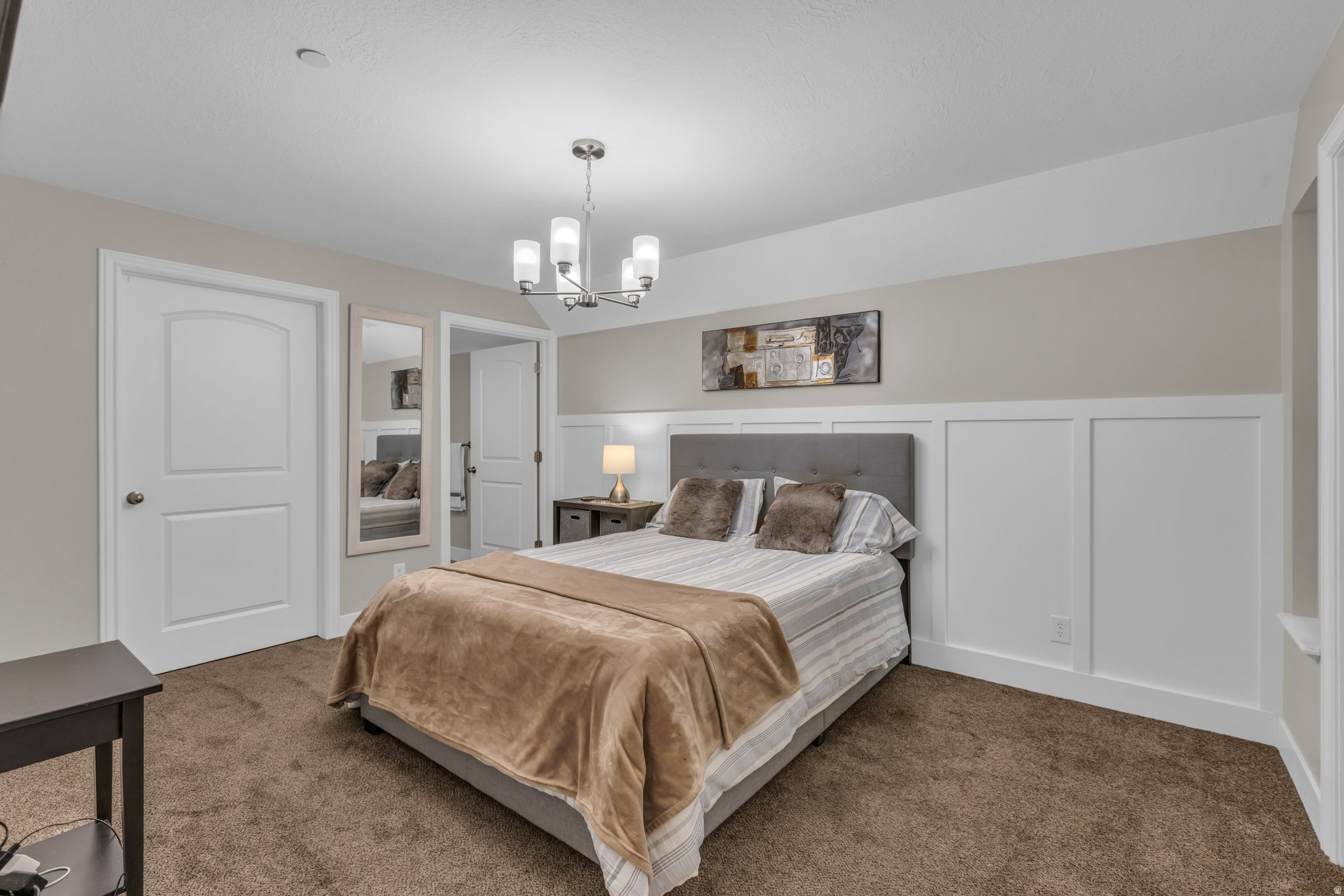 CREEKSIDE VILLAGE - Residential