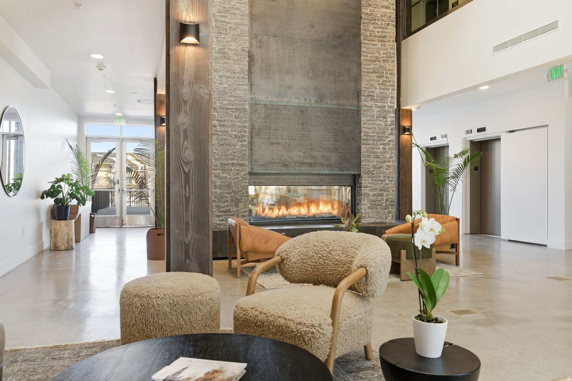 THE MASON/ LODGE AT STILLWATER - Residential