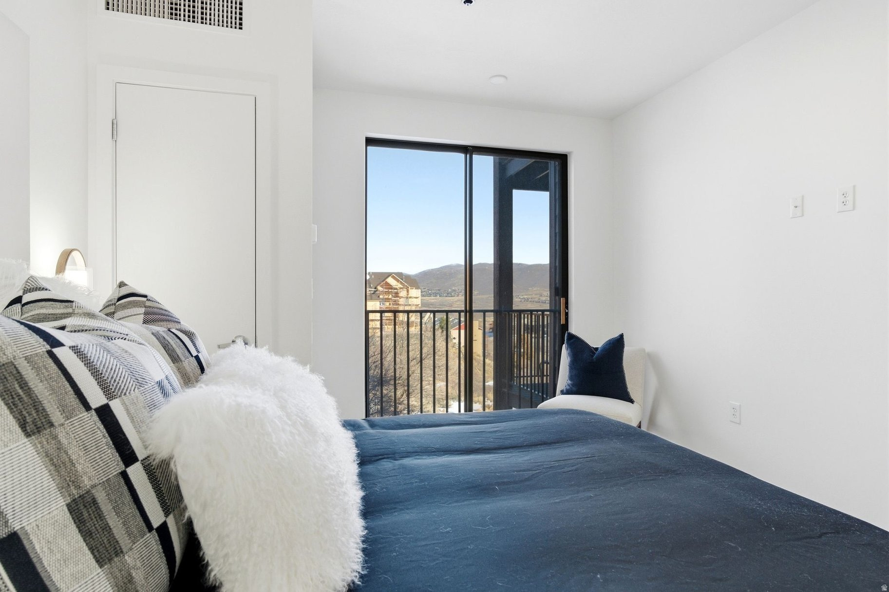 THE MASON/ LODGE AT STILLWATER - Residential