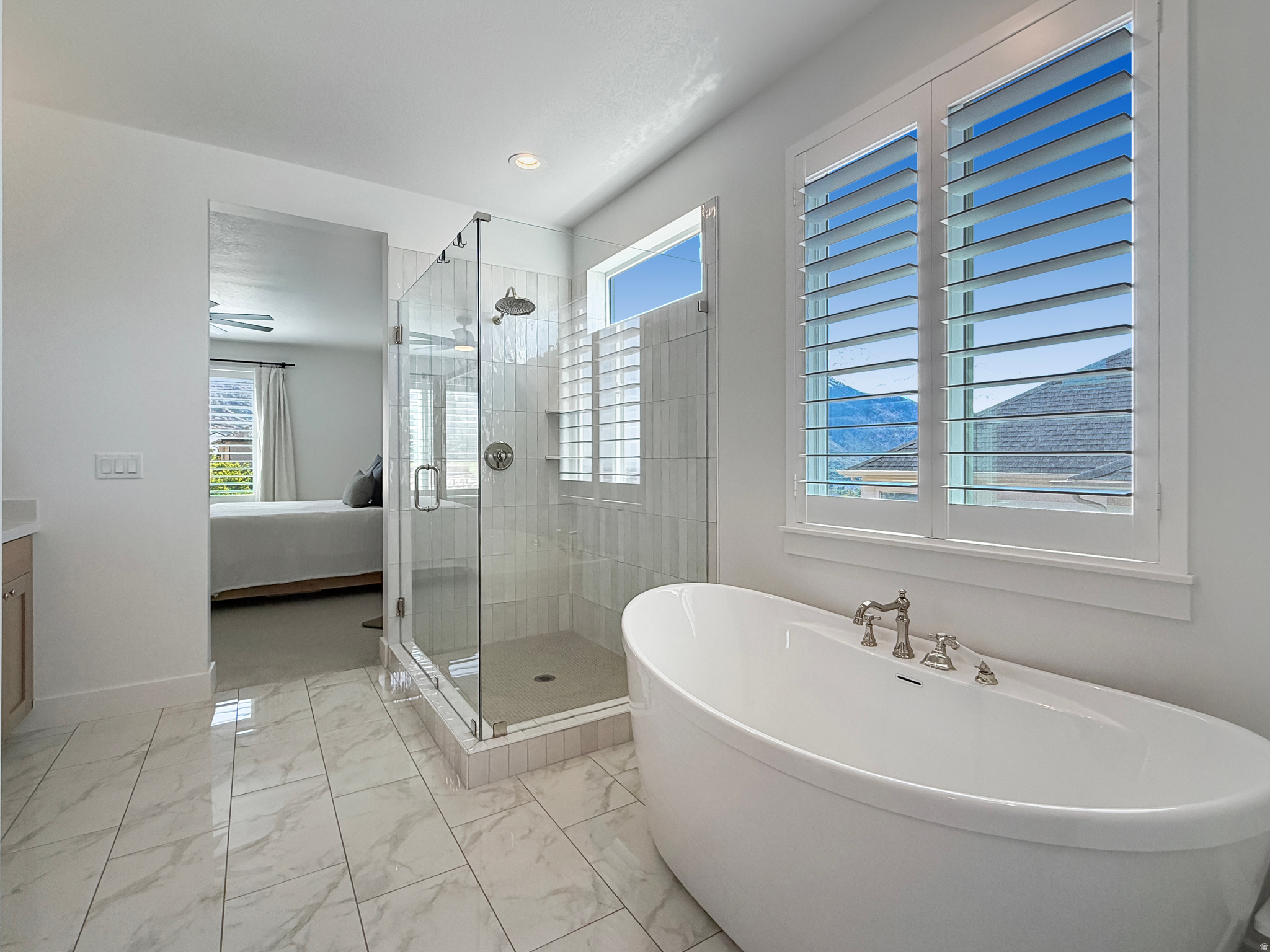 VIEWS AT ROCKWOOD - Residential