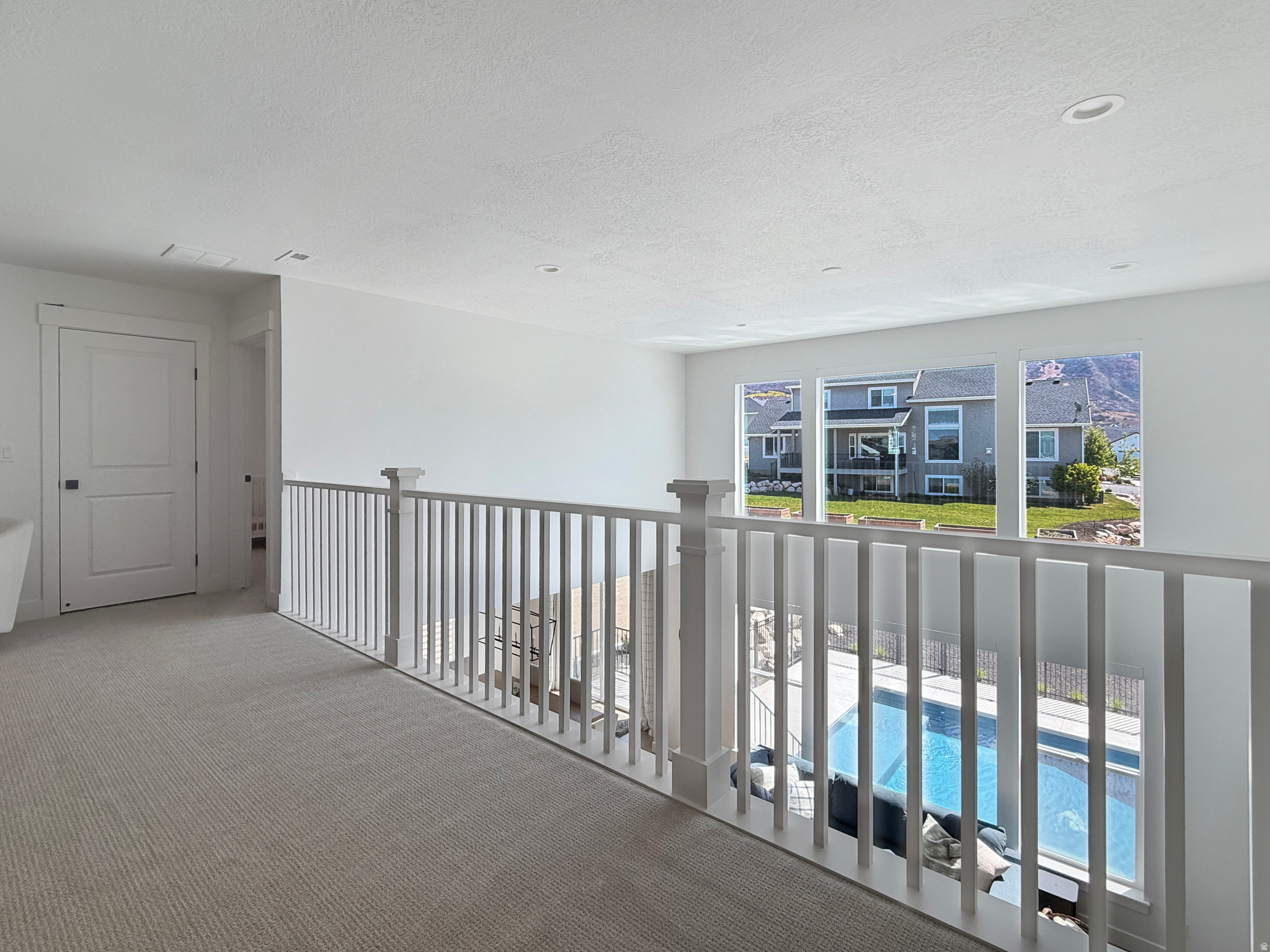 VIEWS AT ROCKWOOD - Residential