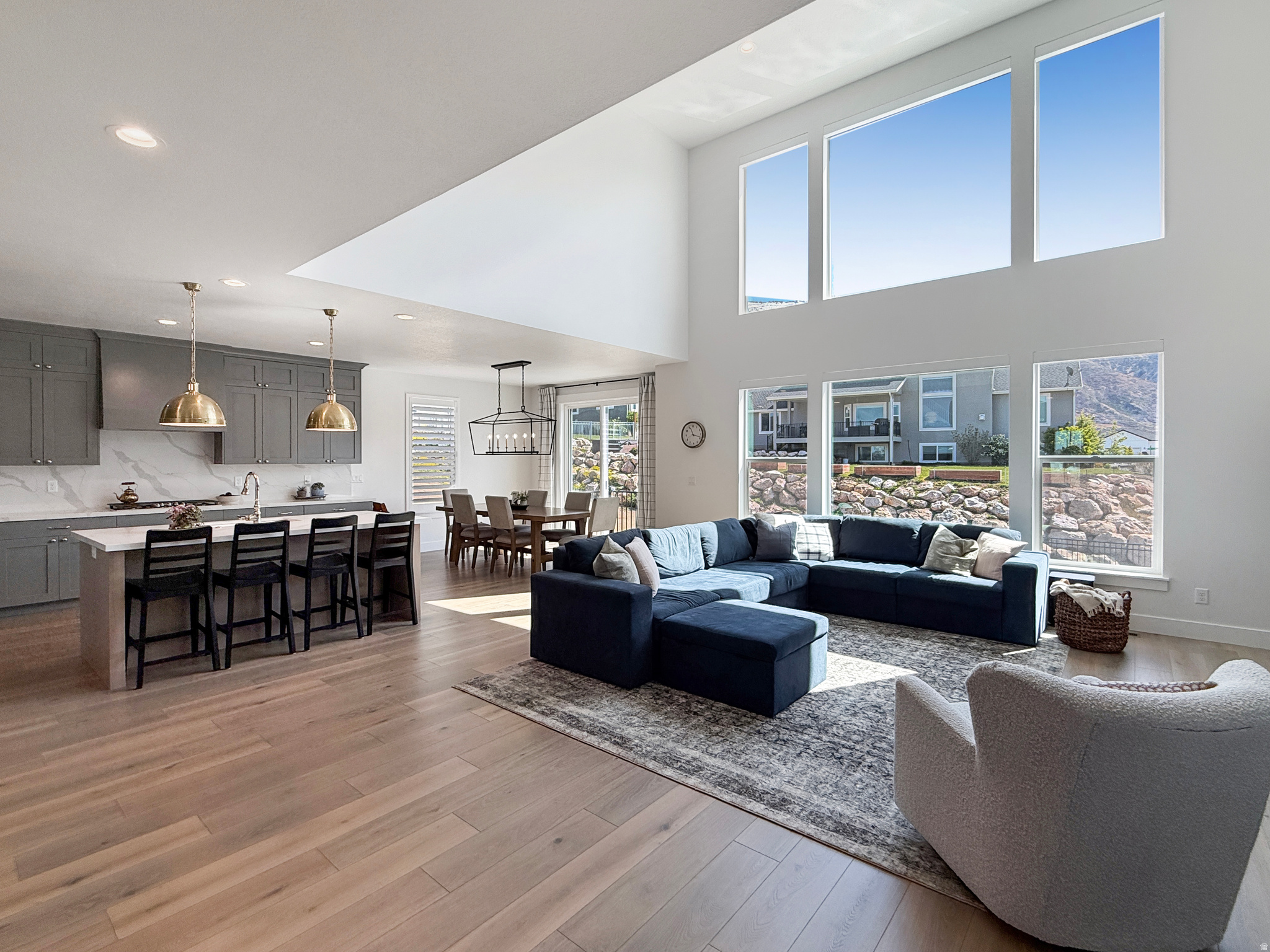VIEWS AT ROCKWOOD - Residential