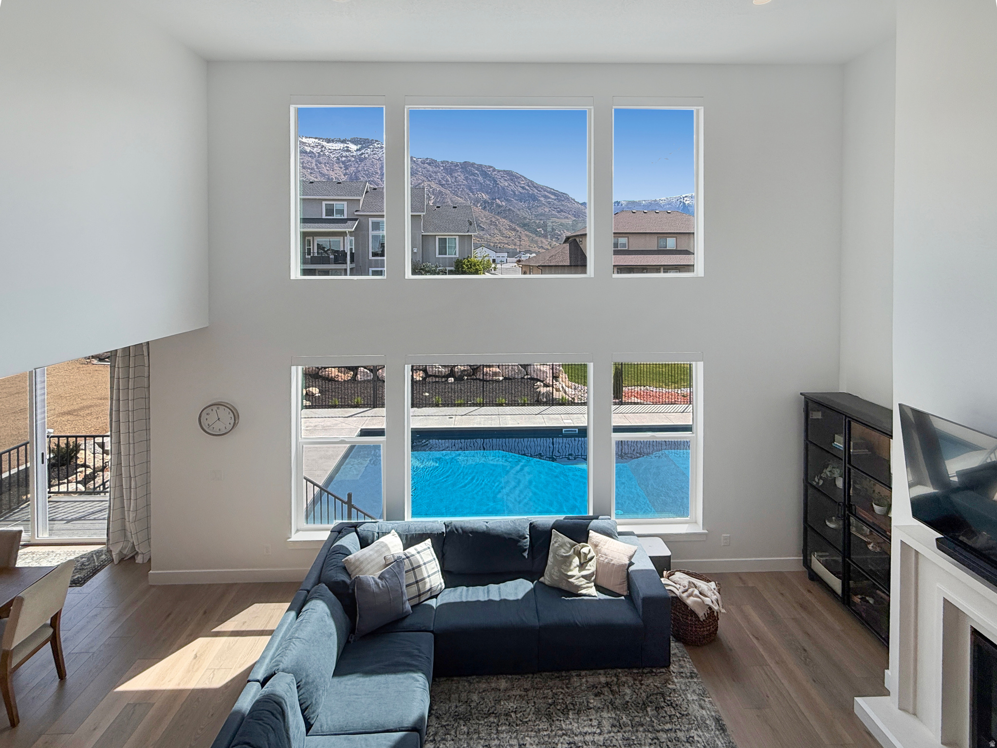 VIEWS AT ROCKWOOD - Residential