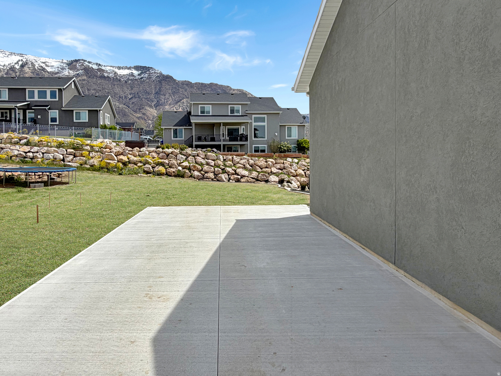VIEWS AT ROCKWOOD - Residential