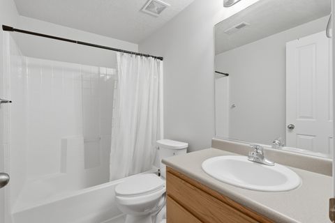 Tiny photo for 449 E APPLE BLOSSOM DR, Pleasant Grove, UT 84062 (MLS # 2147111)