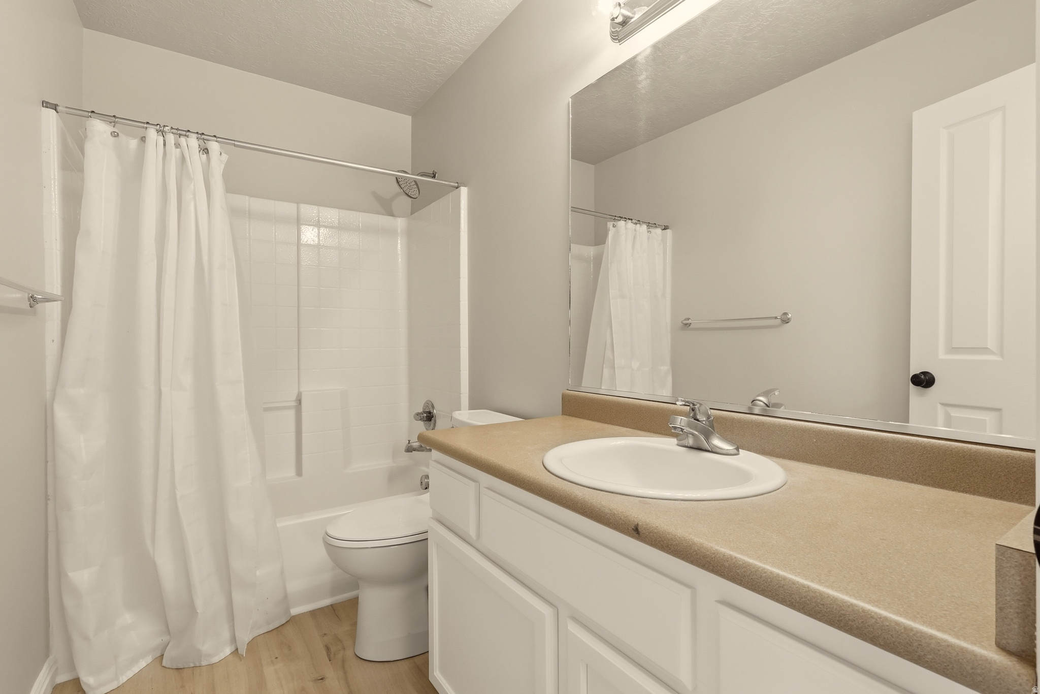 APPLE GROVE - Residential