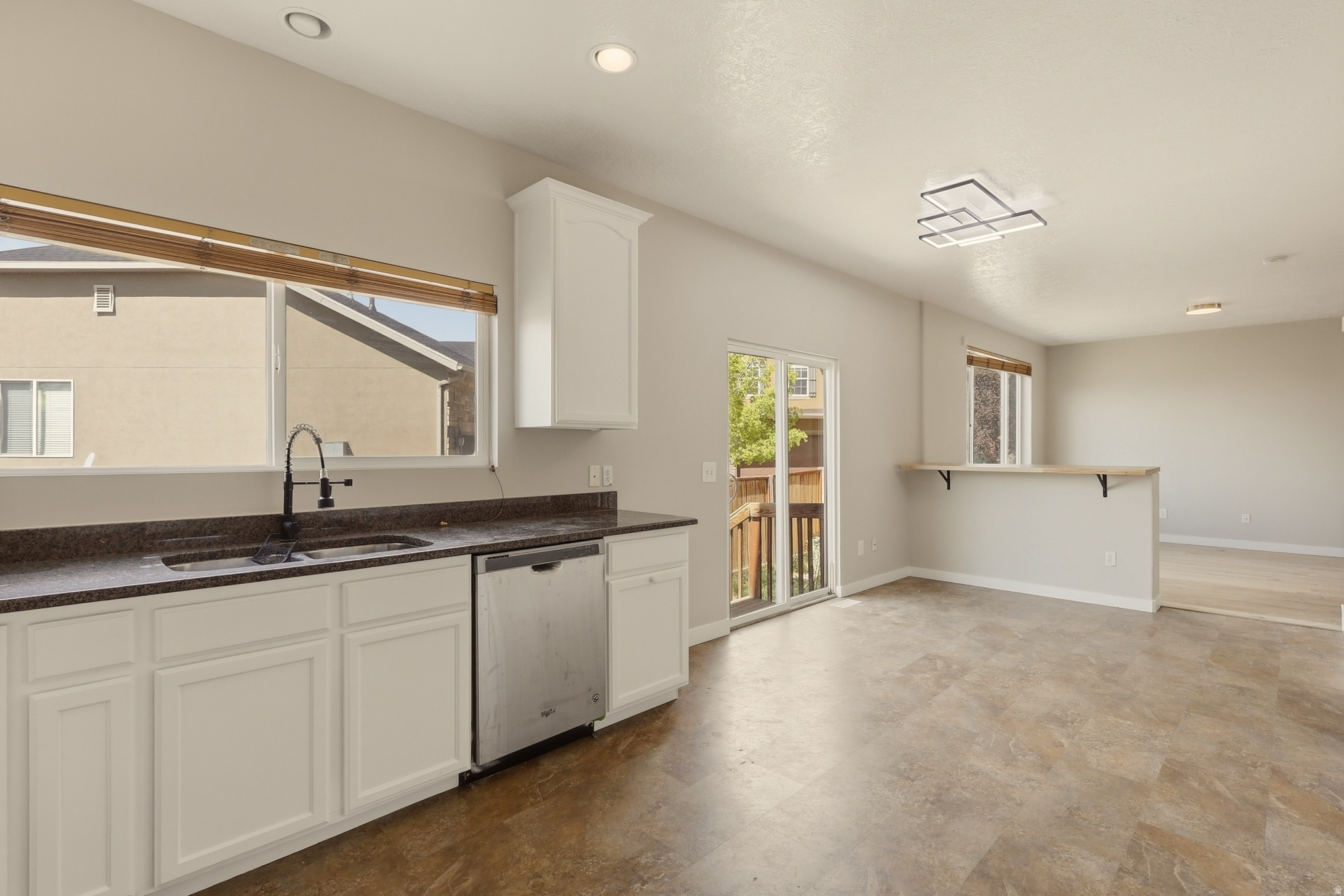 APPLE GROVE - Residential