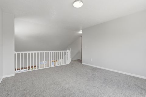 Tiny photo for 449 E APPLE BLOSSOM DR, Pleasant Grove, UT 84062 (MLS # 2147111)