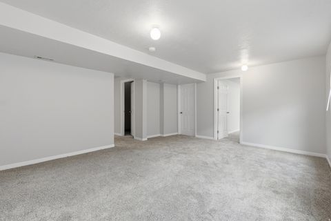 Tiny photo for 449 E APPLE BLOSSOM DR, Pleasant Grove, UT 84062 (MLS # 2147111)