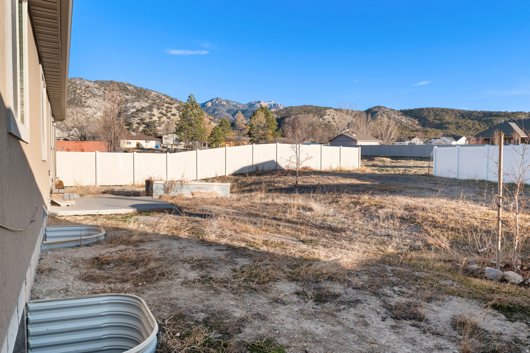 WALNUT GROVE - Residential