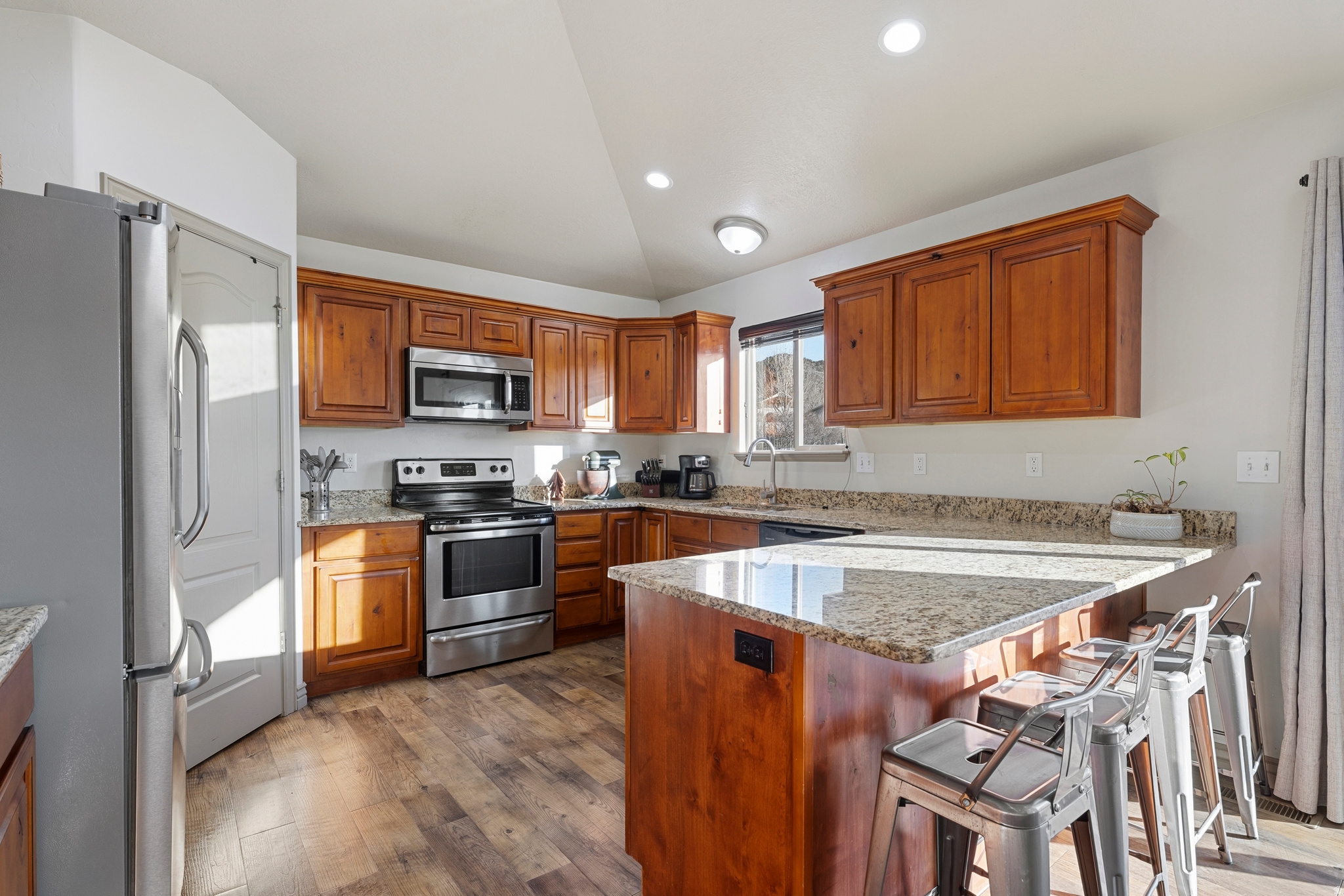 WALNUT GROVE - Residential