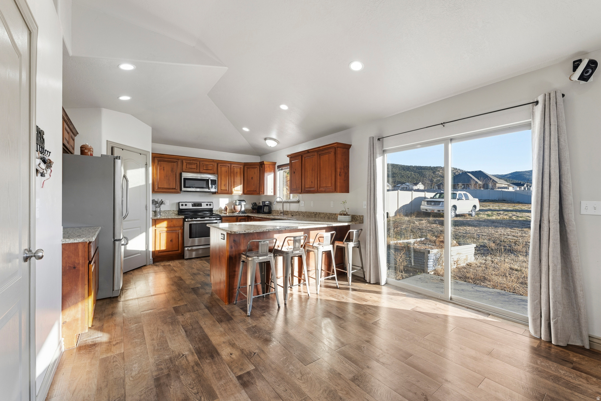 WALNUT GROVE - Residential