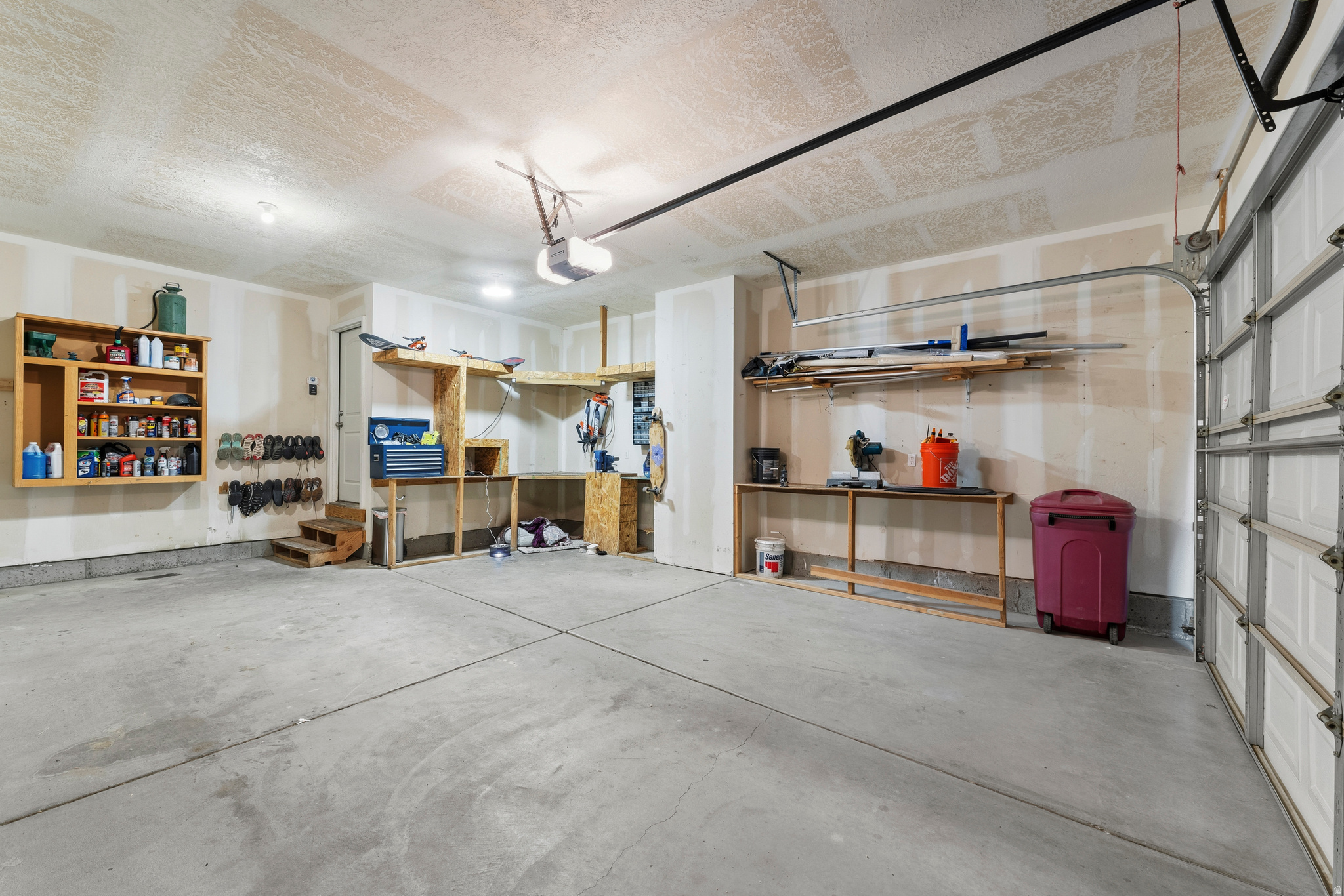 WALNUT GROVE - Residential