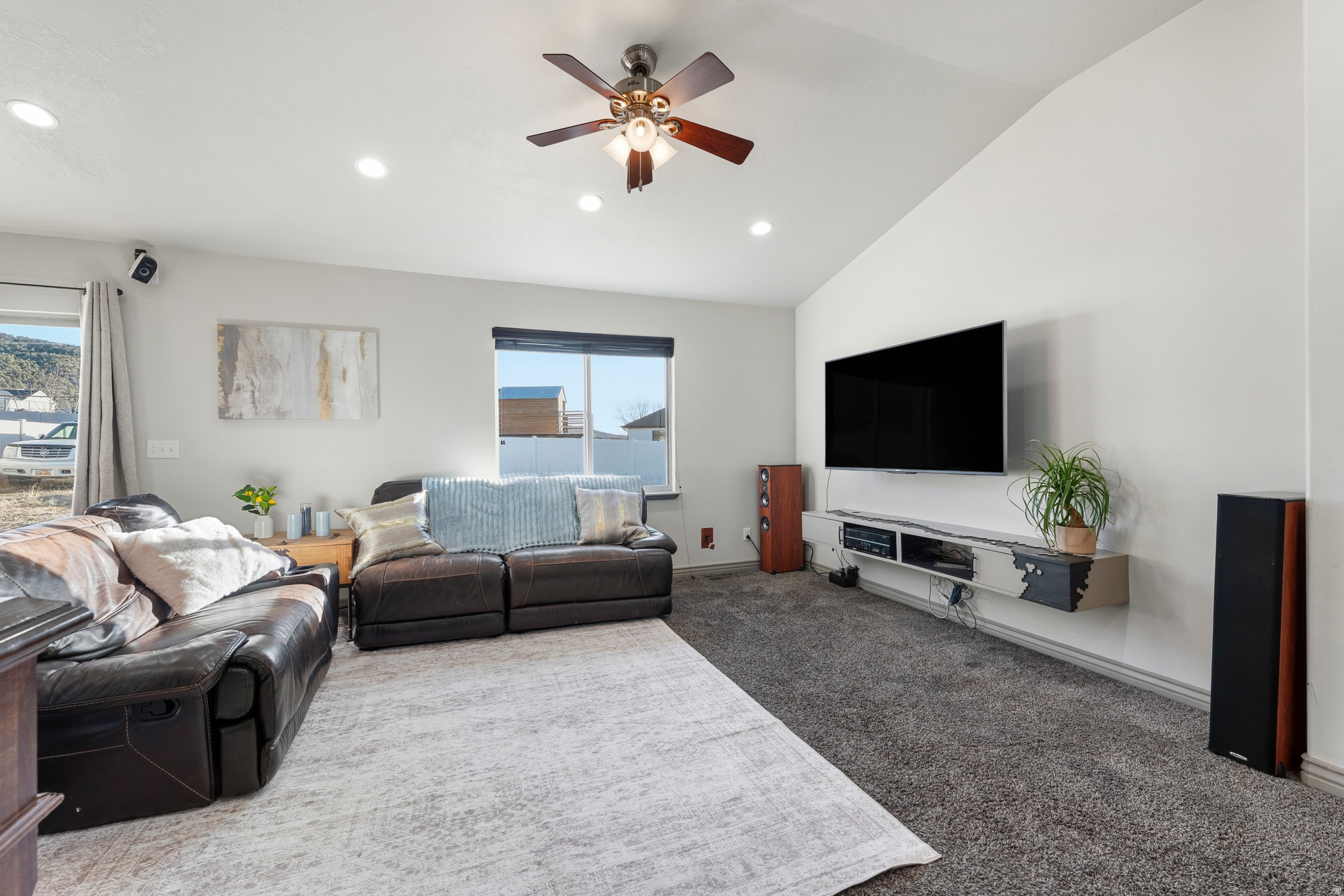 WALNUT GROVE - Residential