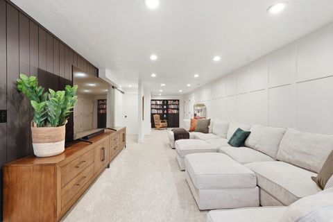 Tiny photo for 383 S 950 W, Layton, UT 84041 (MLS # 2134515)