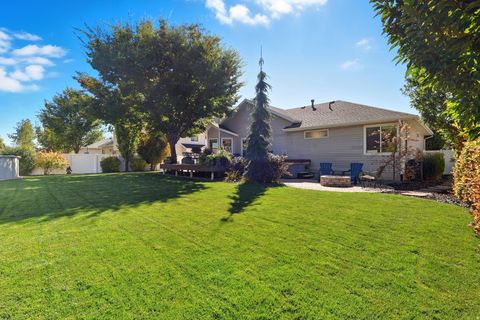 Tiny photo for 383 S 950 W, Layton, UT 84041 (MLS # 2134515)