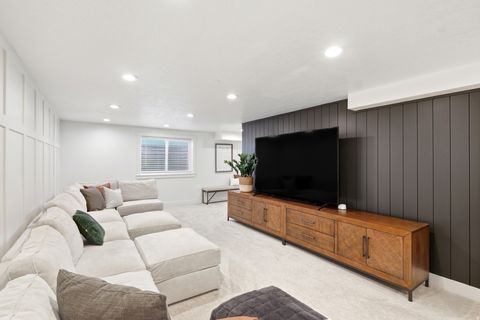 Tiny photo for 383 S 950 W, Layton, UT 84041 (MLS # 2134515)