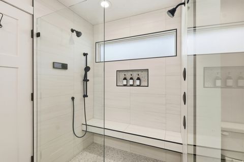 Tiny photo for 383 S 950 W, Layton, UT 84041 (MLS # 2134515)