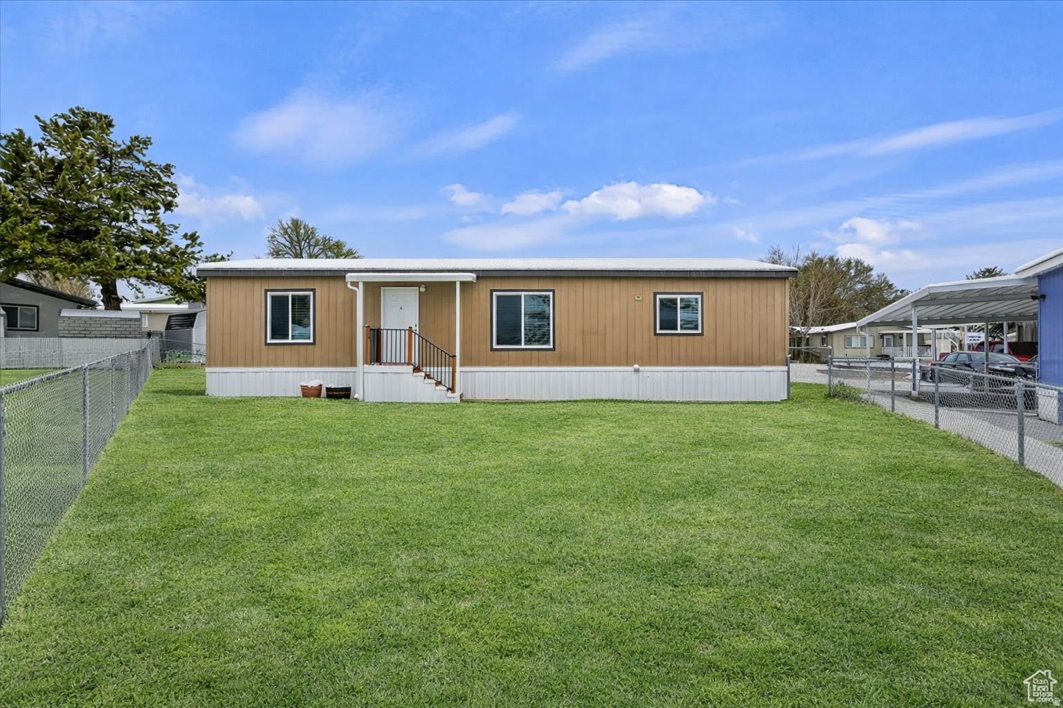 ROLLING HILLS - Residential