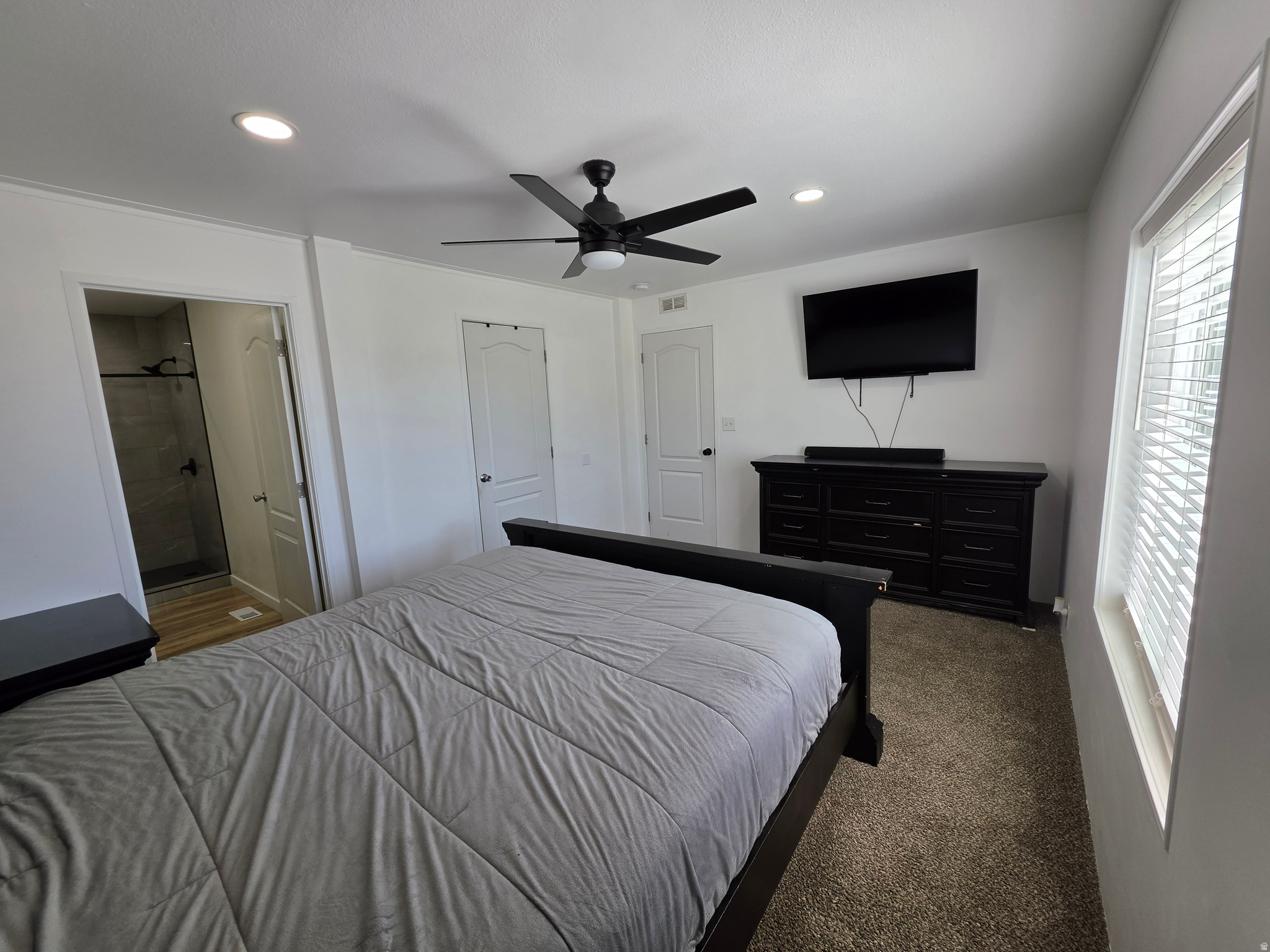 ROLLING HILLS - Residential