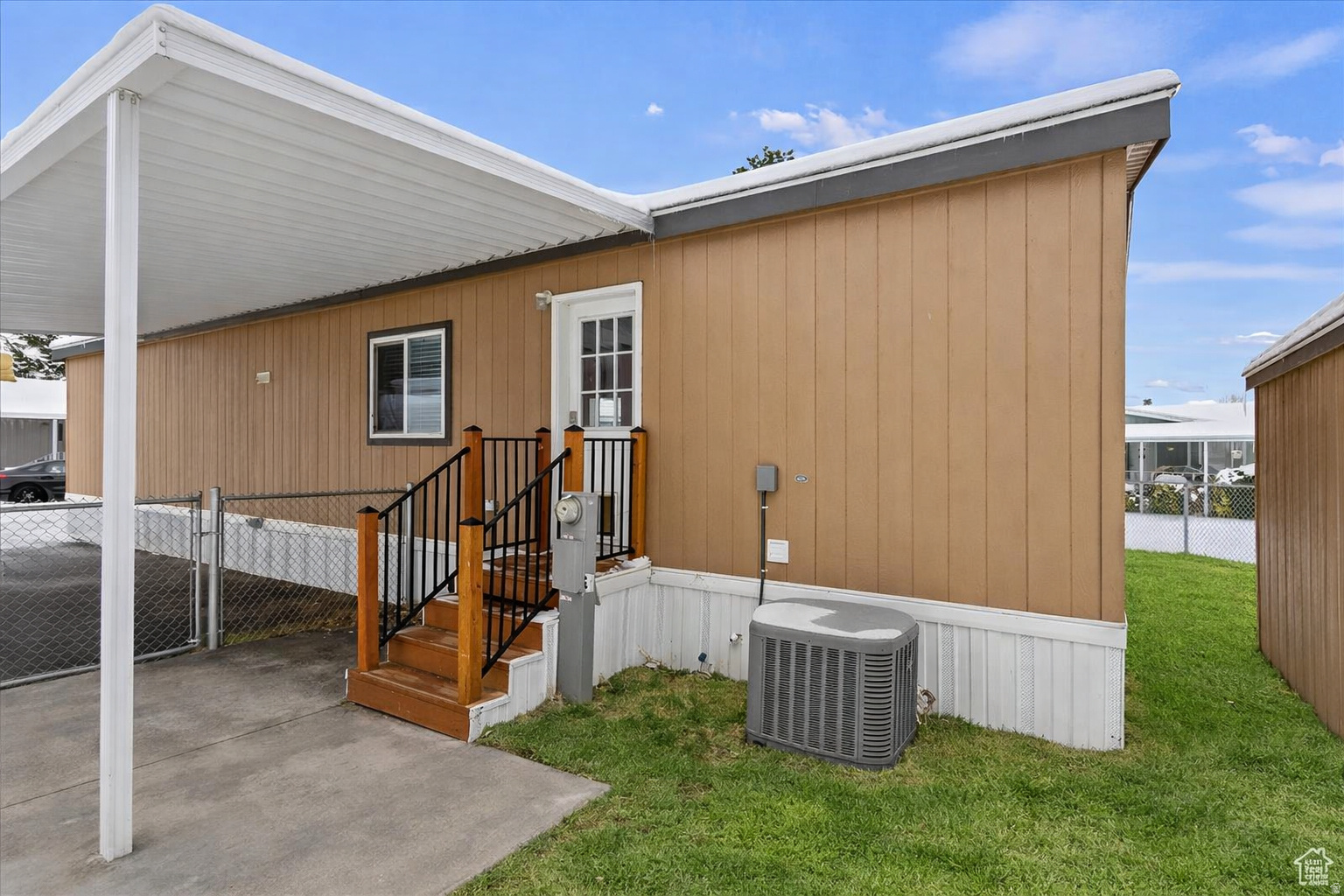 ROLLING HILLS - Residential