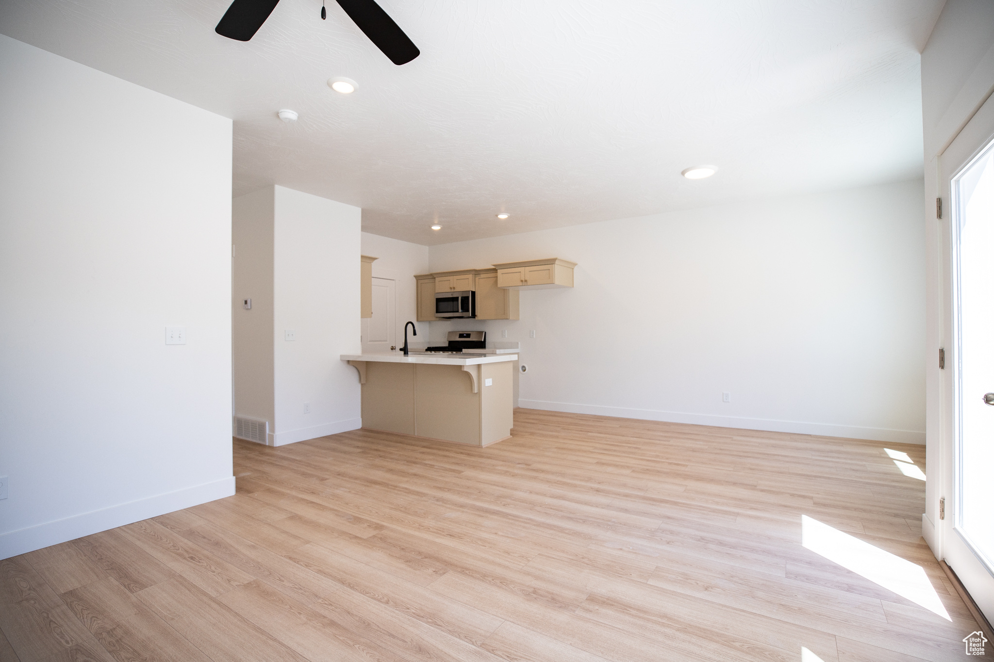 SALEM FIELDS - Residential