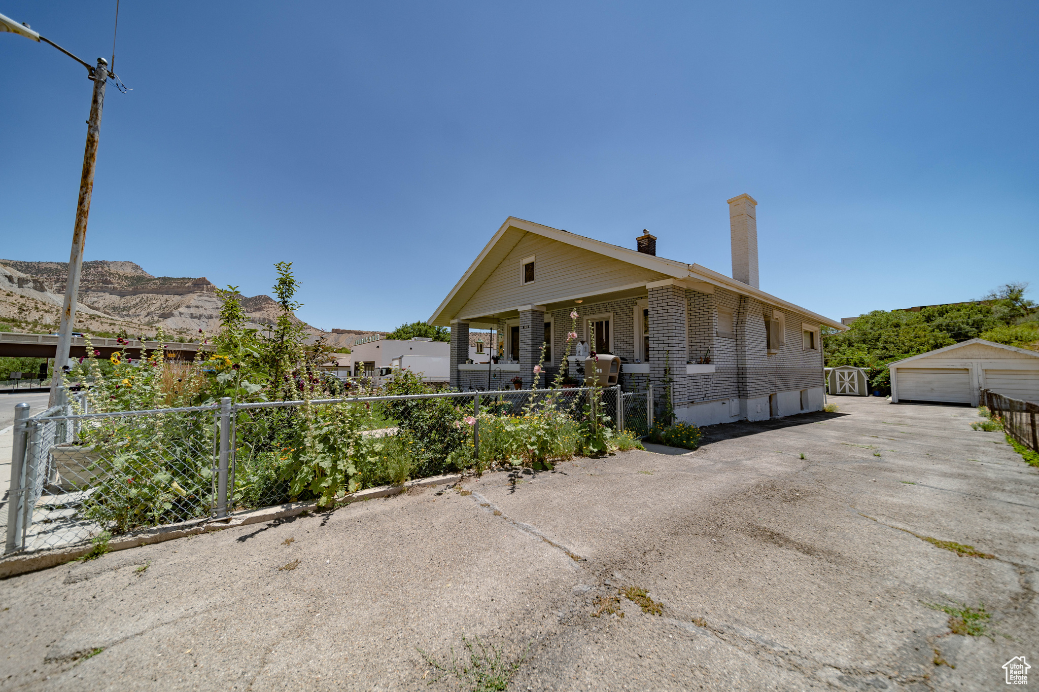 MAIN ST. - Residential