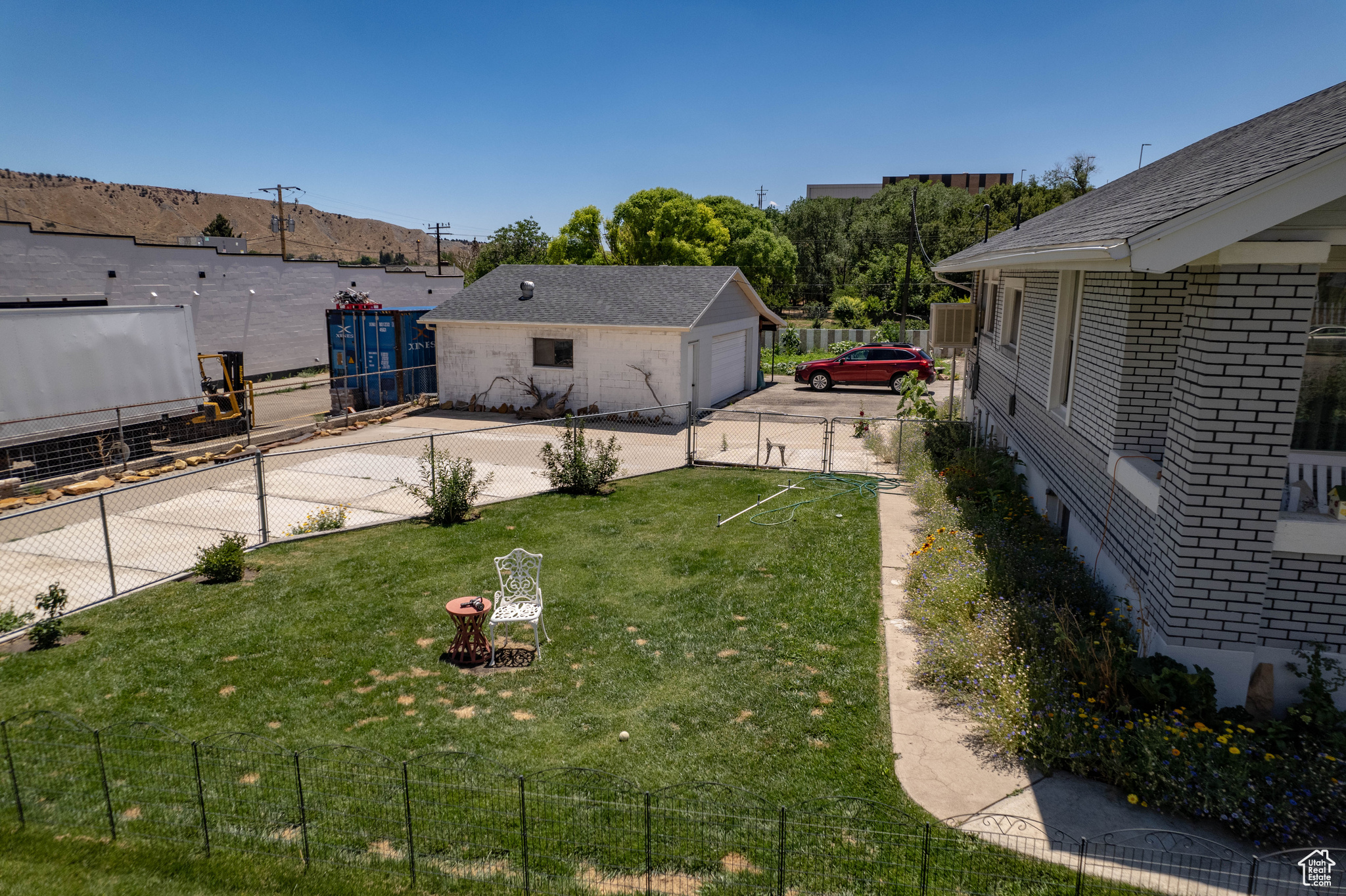 MAIN ST. - Residential