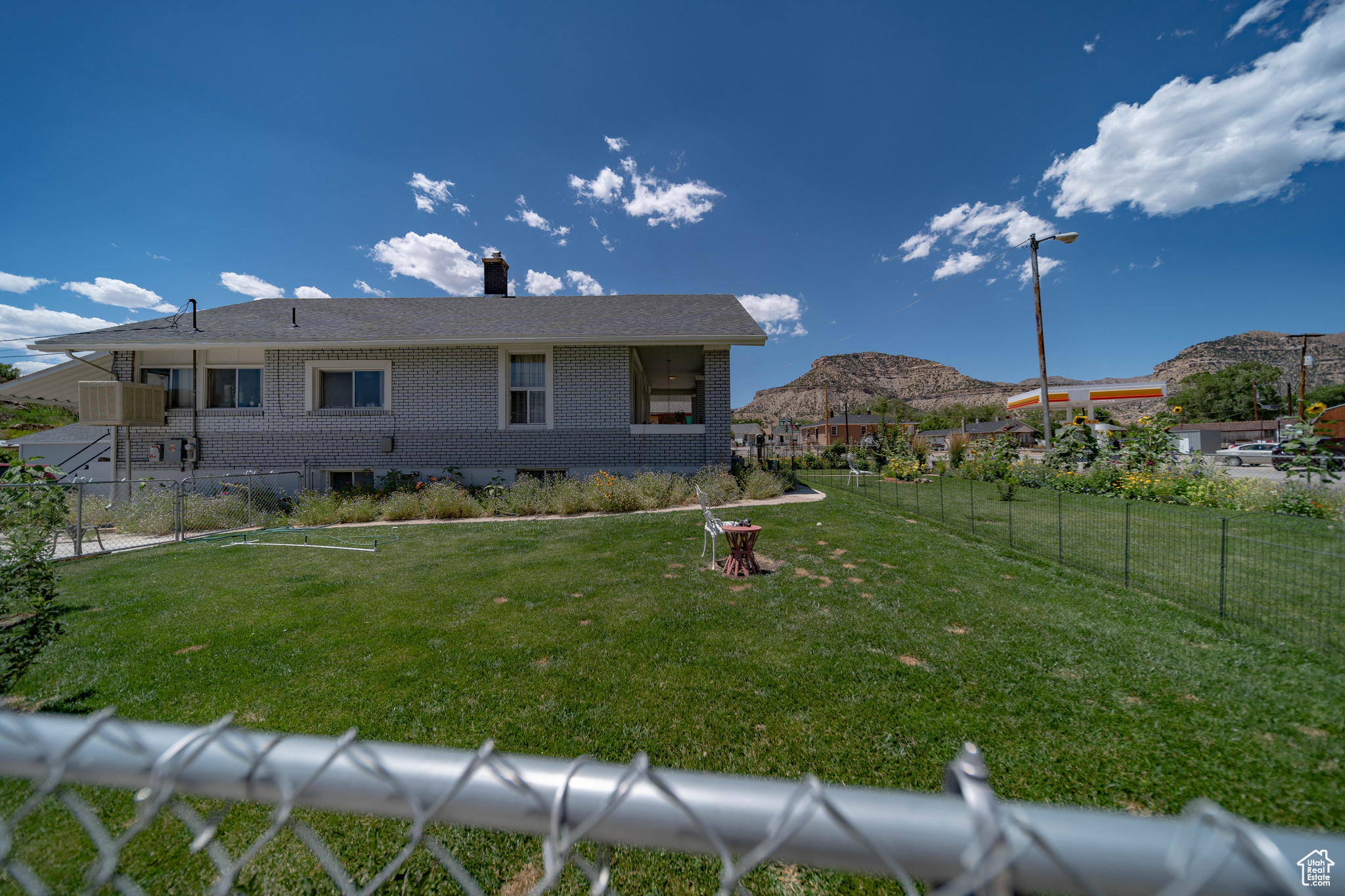 MAIN ST. - Residential
