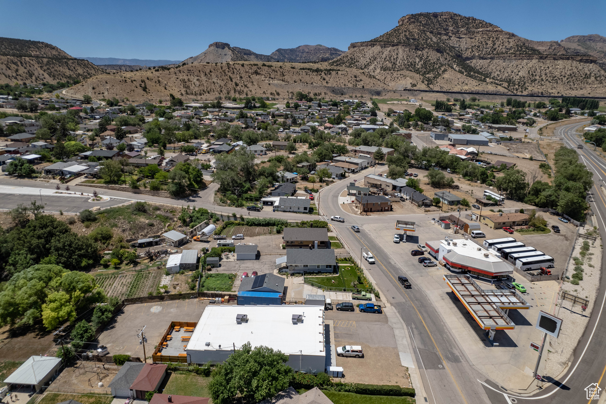 MAIN ST. - Residential