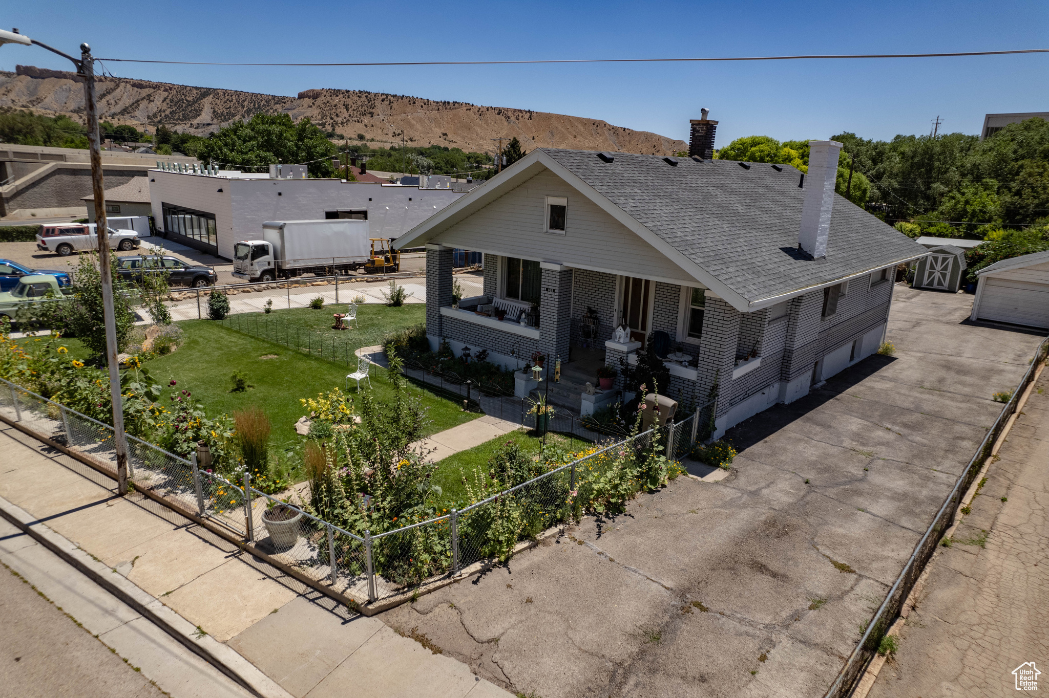MAIN ST. - Residential