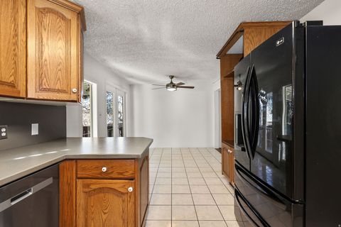 Tiny photo for 1019 E 2950 N, North Ogden, UT 84414 (MLS # 2126988)