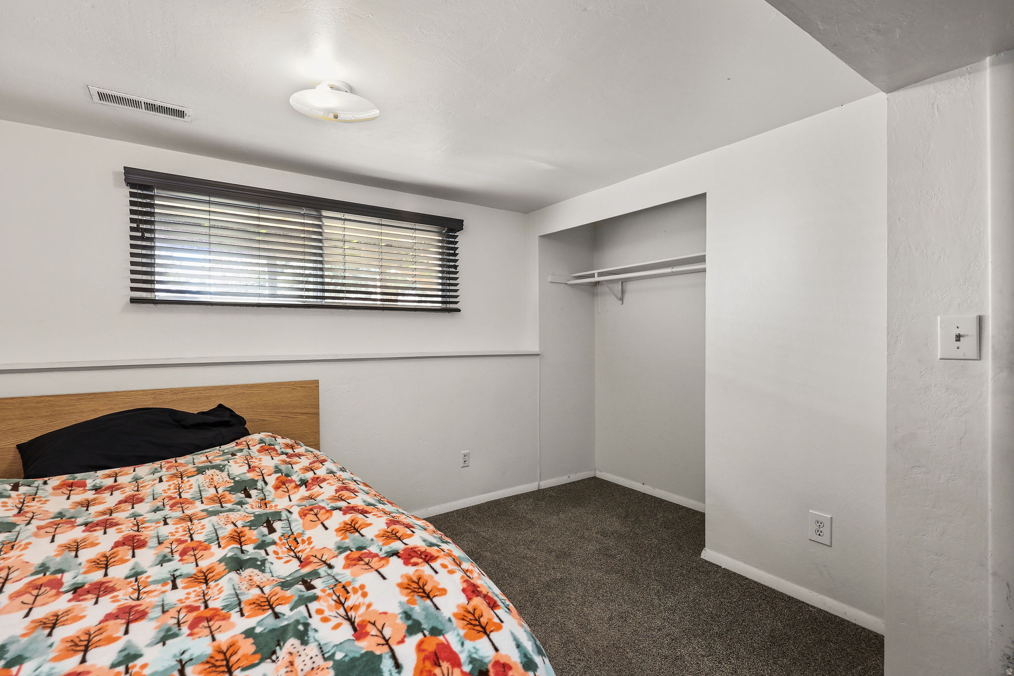 NORTHRIDGE - Residential