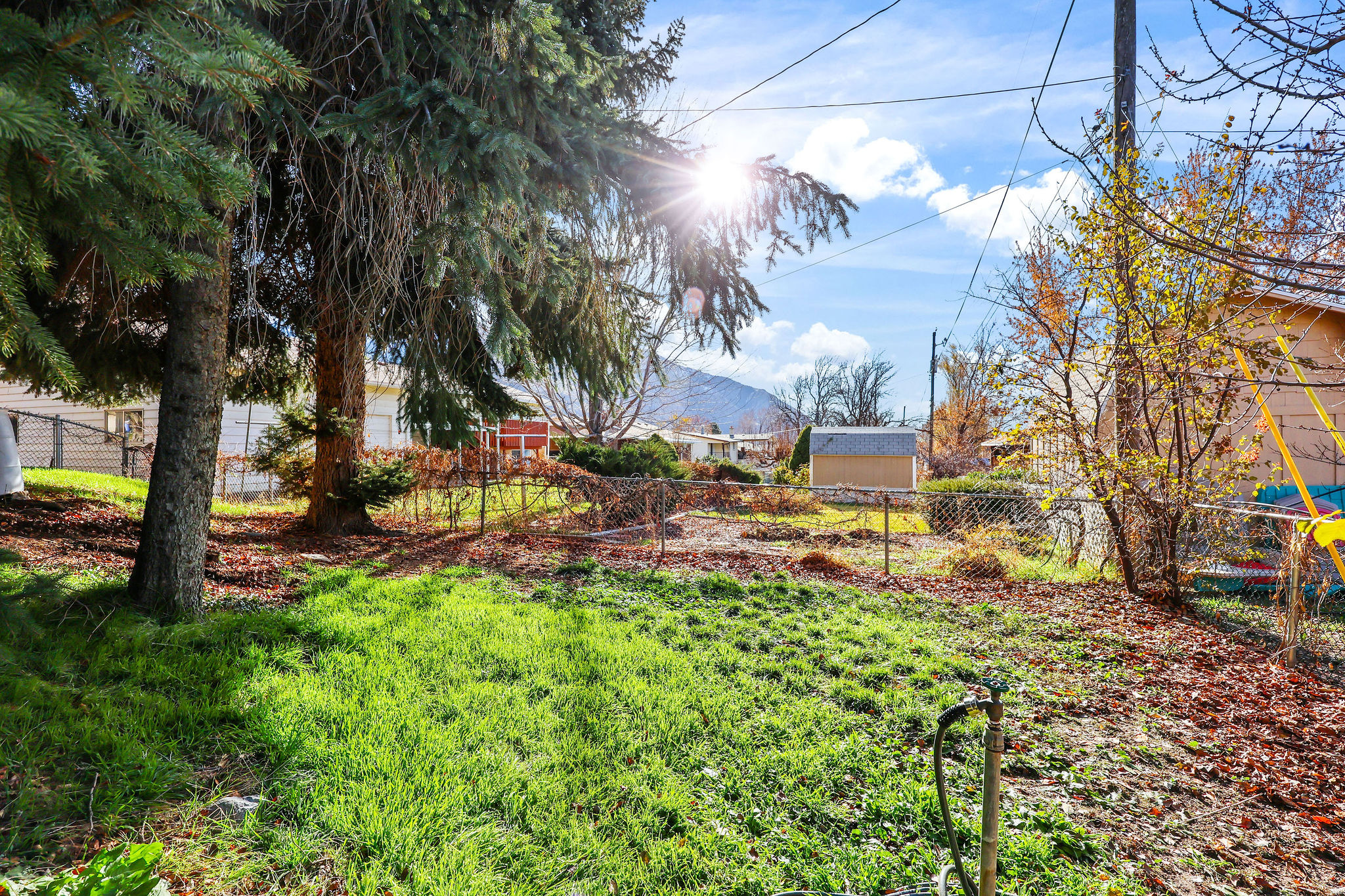 NORTHRIDGE - Residential