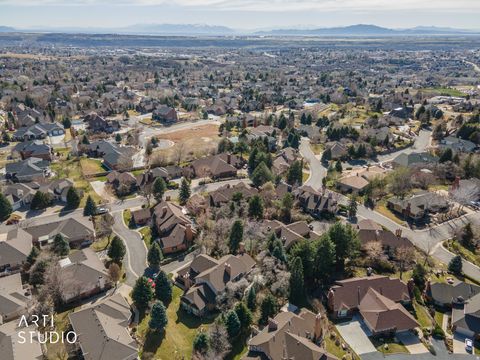 Tiny photo for 4741 S BANBURY Ln, South Ogden, UT 84403 (MLS # 2144346)