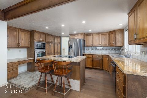 Tiny photo for 4741 S BANBURY Ln, South Ogden, UT 84403 (MLS # 2144346)