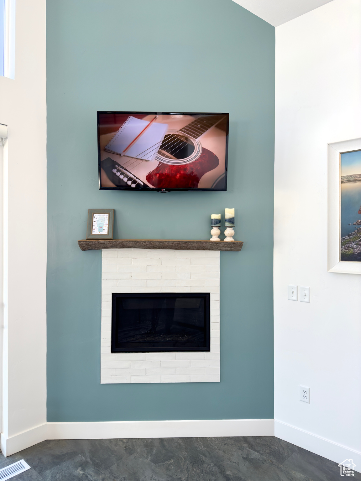 SWAN CREEK VILLAGE PLAT 1 - Residential