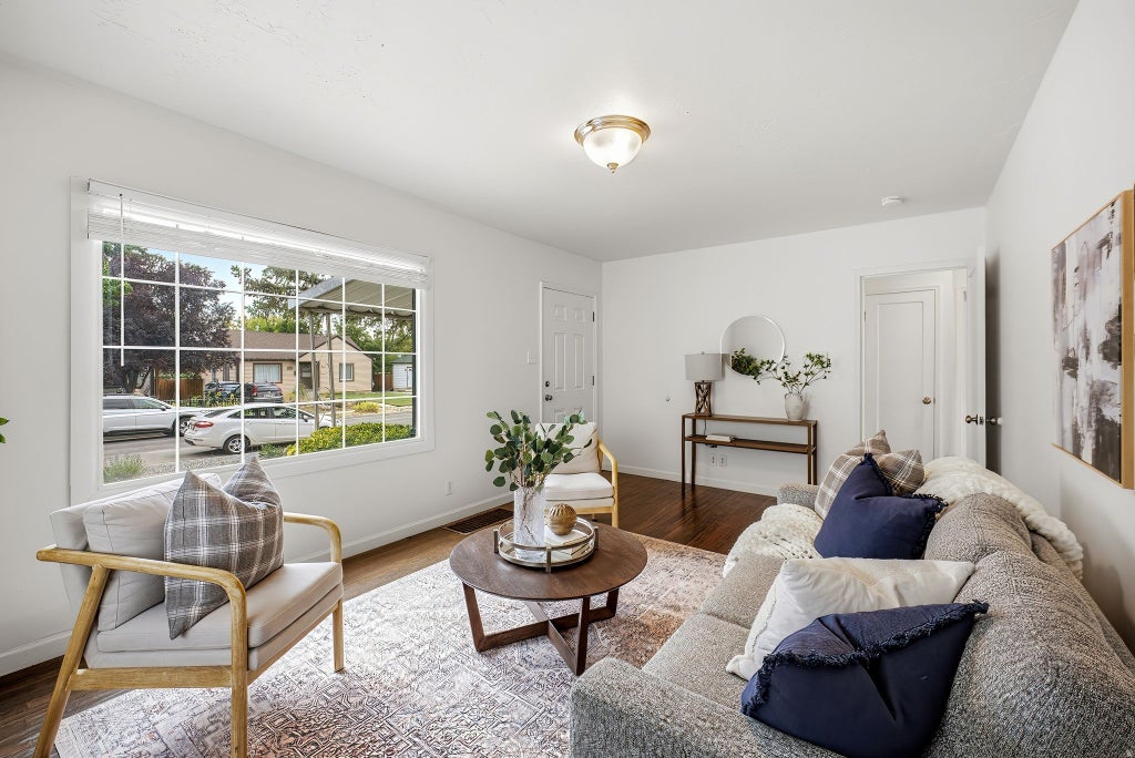 Photo of 2635 S 1100 E, Salt Lake City, UT 84106 (MLS # 2174046)