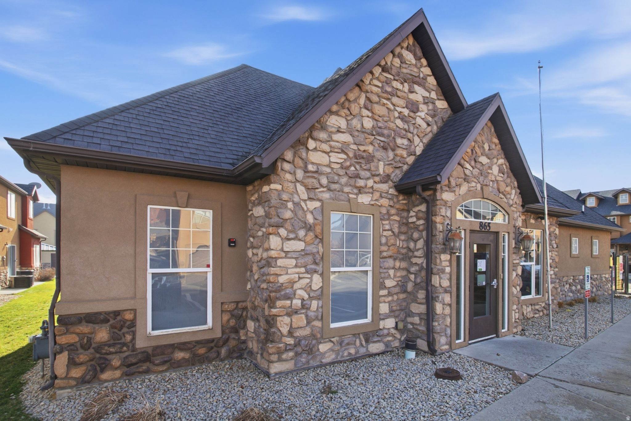 VILLAS AT MAPLEWOOD - Residential