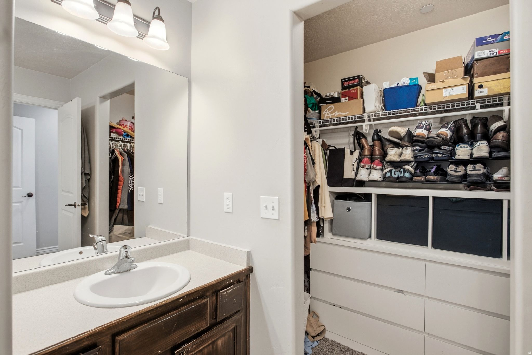 VILLAS AT MAPLEWOOD - Residential