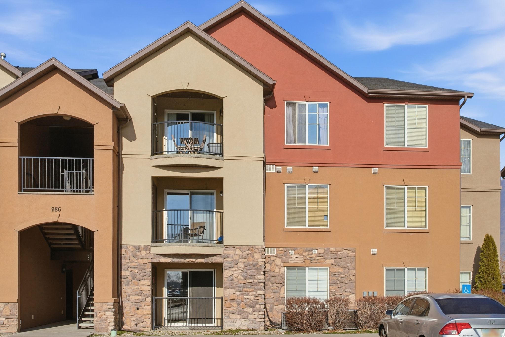 VILLAS AT MAPLEWOOD - Residential