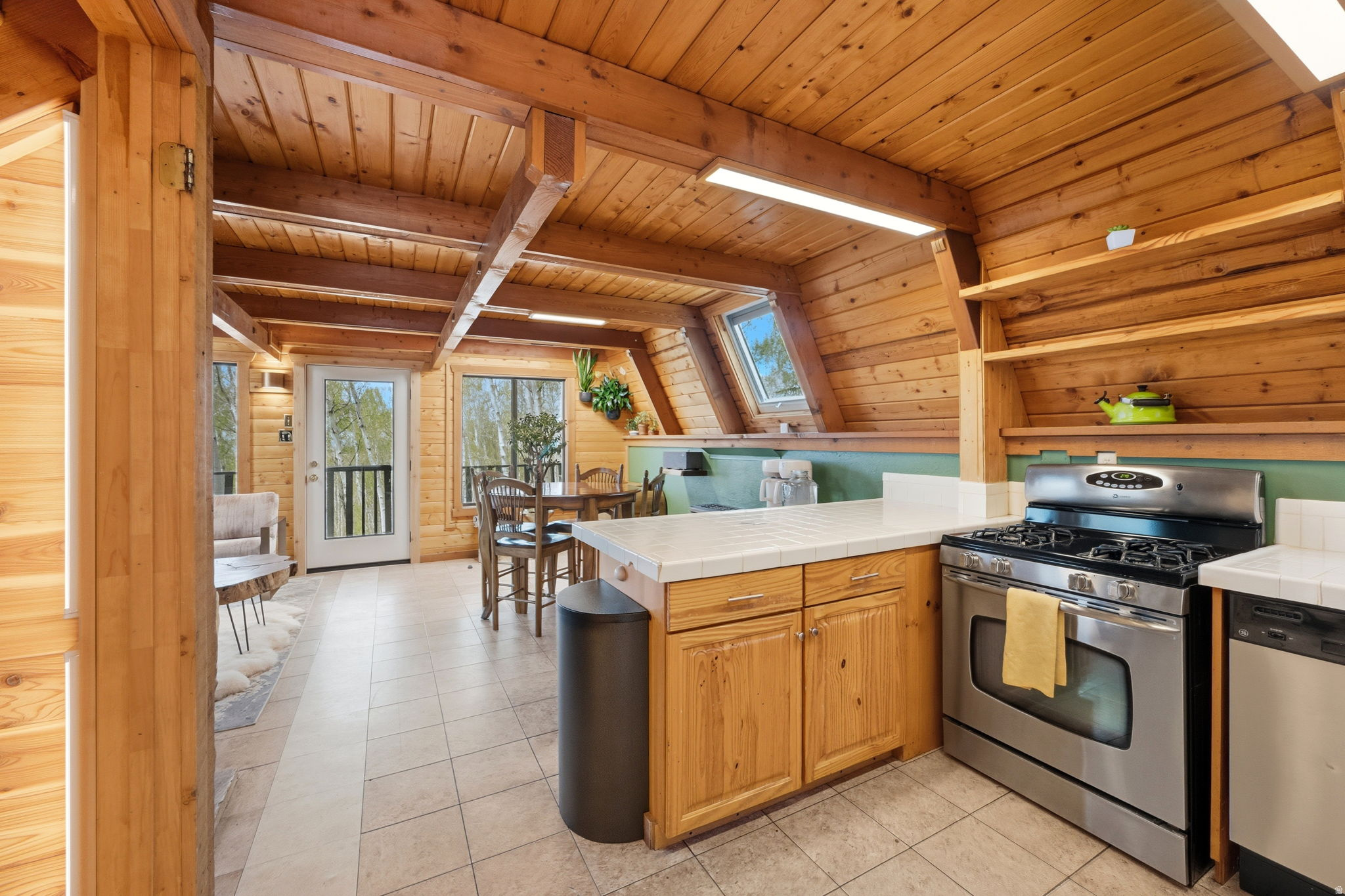 TIMBER LAKES - Residential