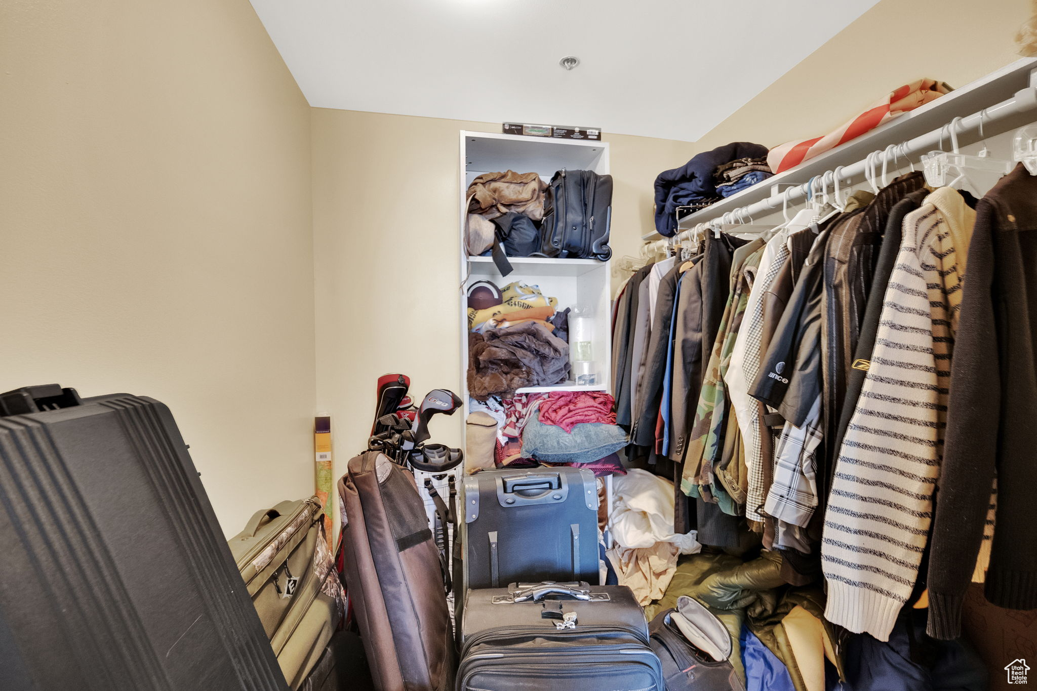 AMERICAN TOWERS - Residential