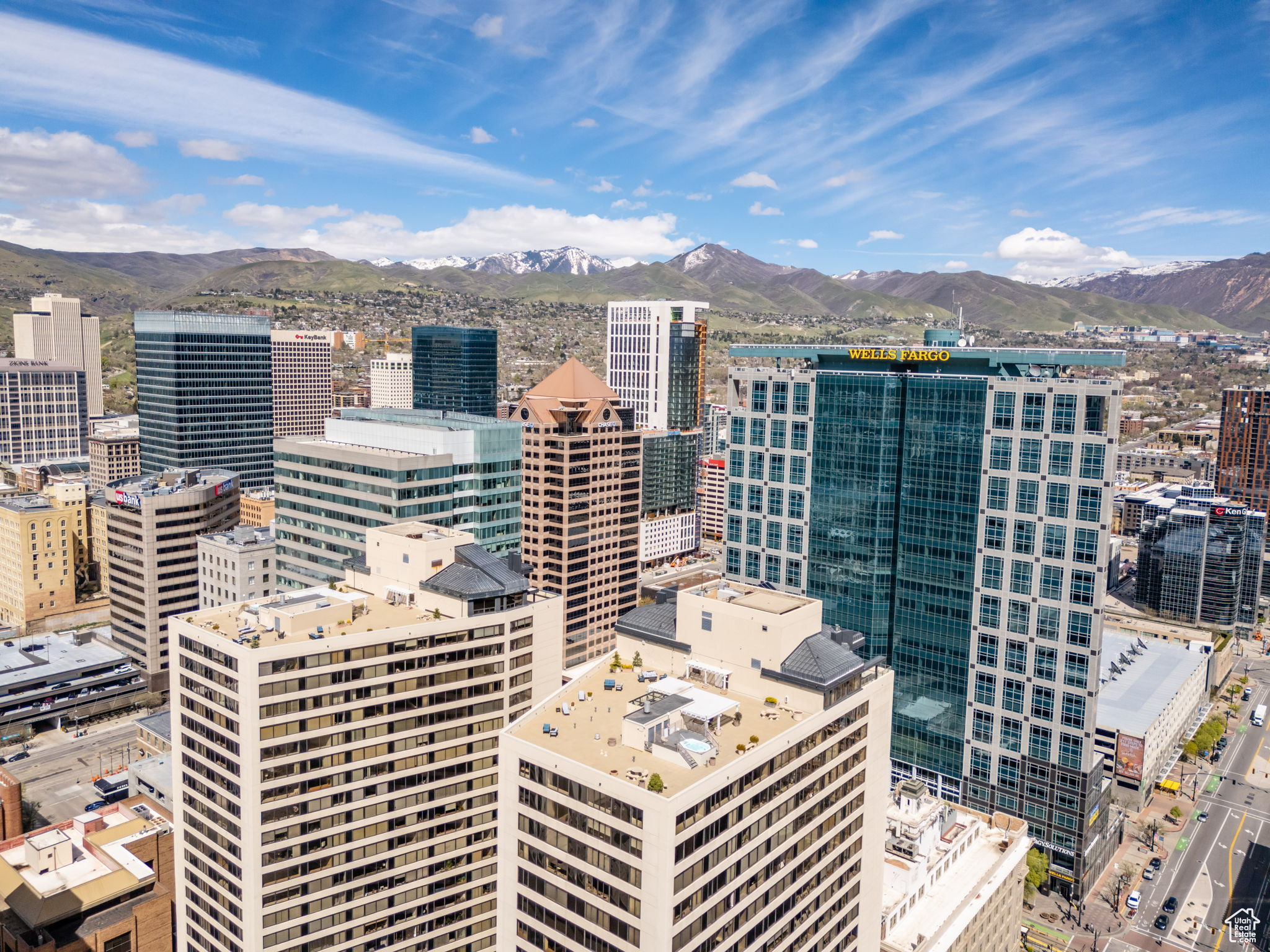 AMERICAN TOWERS - Residential