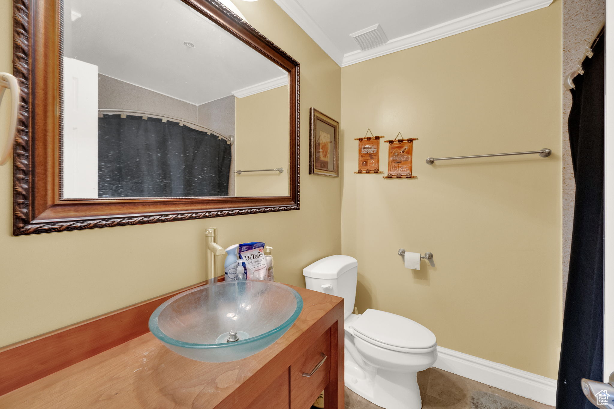 AMERICAN TOWERS - Residential