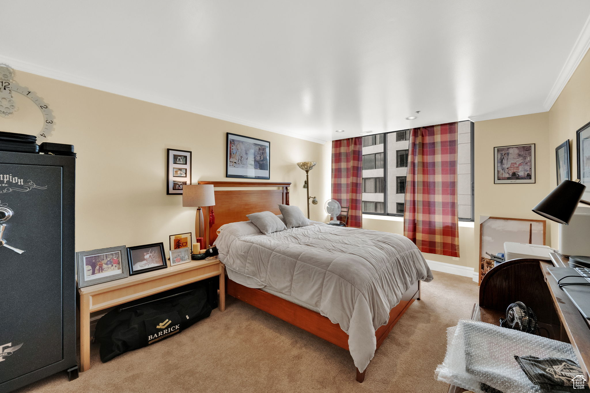 AMERICAN TOWERS - Residential