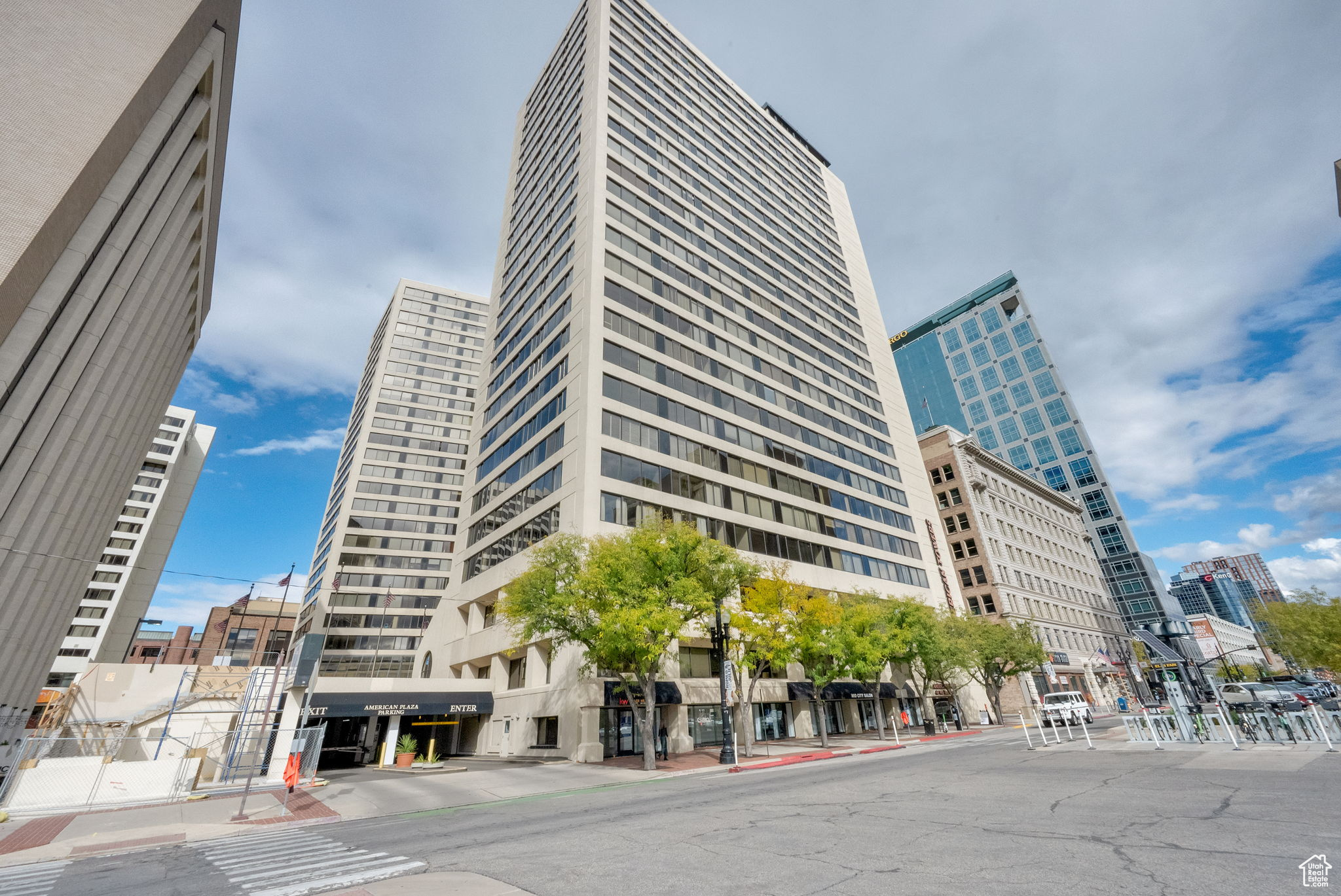 AMERICAN TOWERS - Residential