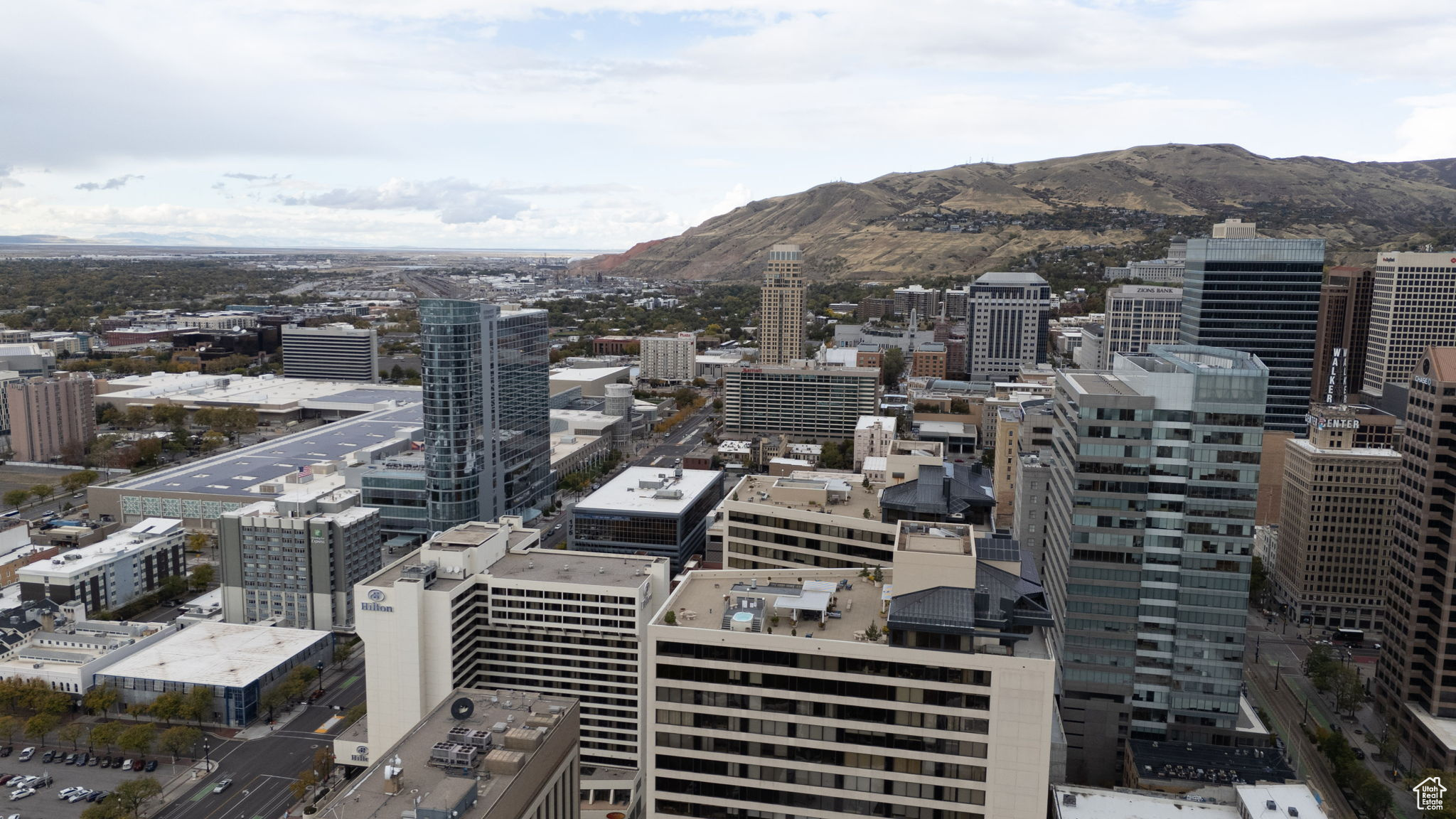 AMERICAN TOWERS - Residential